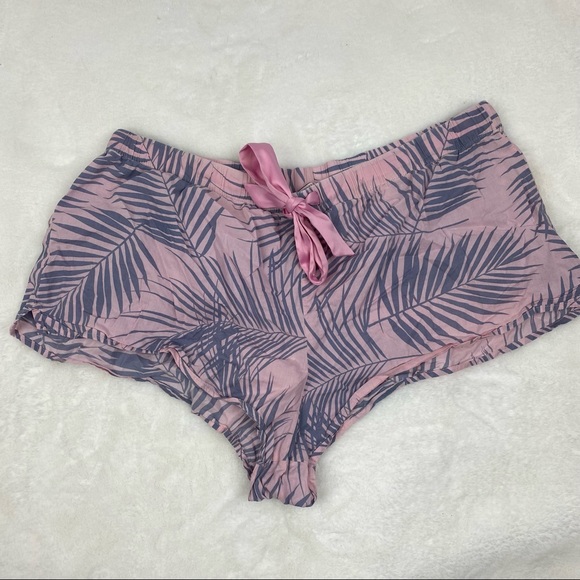 Victoria Secret Pajama Leaf Print Short Shorts - Picture 1 of 7